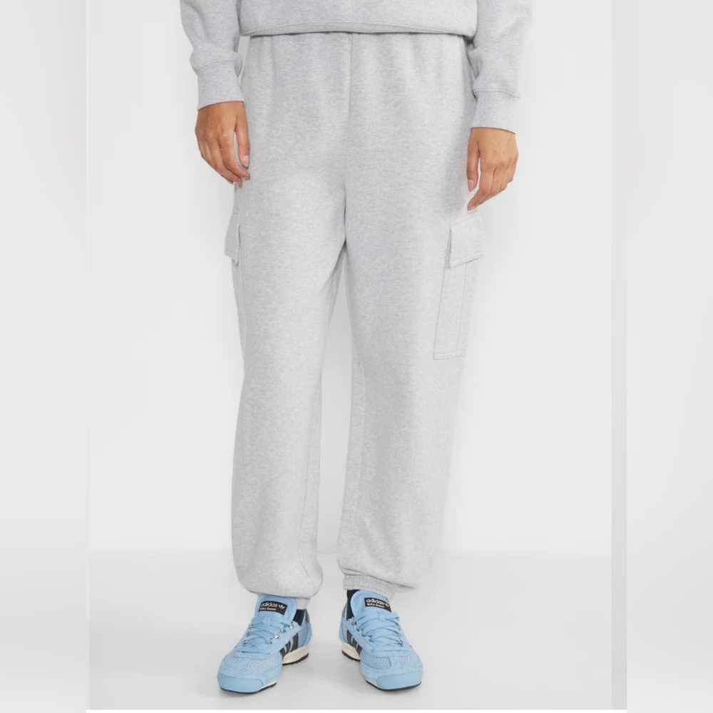 Aritzia Cozy Sweatfleece Mega Cargo Jogger Medium Tall